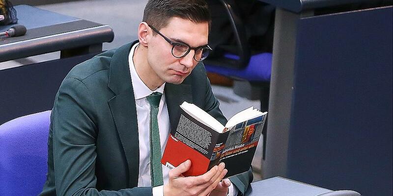 Sepp Müller liest Die Täter sind unter uns (Archiv) - Foto: über dts Nachrichtenagentur