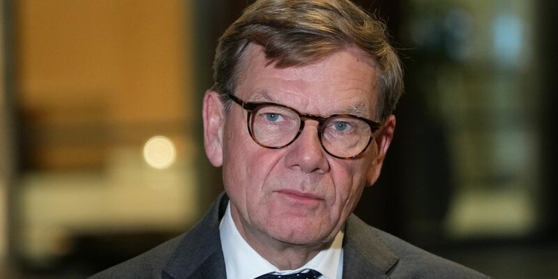 «Dieser Schlag ist inakzeptabel», so Außenminister Wadephul. - Foto: Soeren Stache/dpa