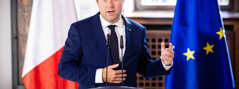 Der bisherige Verteidigungsminister Sébastien Lecornu ist Frankreichs neuer Premierminister. (Archivbild) - Foto: Moritz Frankenberg/dpa