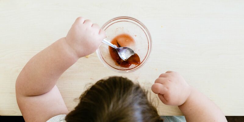 Fast jeder Zehnte im Alter von 5 bis 19 Jahren ist nach Unicef-Zahlen adipös (Archivbild).  - Foto: Markus Scholz/dpa