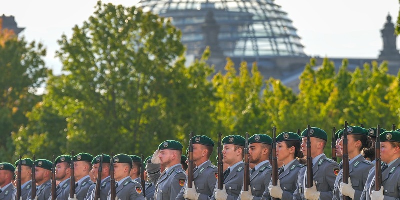 Neue Bevölkerungsumfrage: Deutschland in der militärischen Führungsrolle? - Foto: presseportal.de