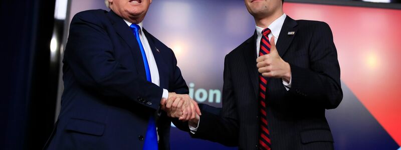 Trump und Kirk kennen sich (Archivbild). - Foto: Manuel Balce Ceneta/AP/dpa