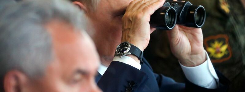 Beim vorigen Manöver 2021 verlegte Russland Truppen für den späteren Angriff auf die Ukraine. (Archivbild) - Foto: Sergei Savostyanov/Pool Sputnik Kremlin/AP/dpa