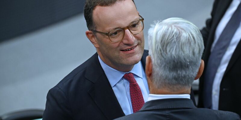 Unionsfraktionschef Spahn hat eine Debatte über die Vermögensverteilung angestoßen. - Foto: Helena Dolderer/dpa