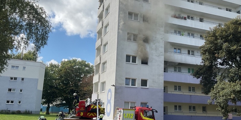FW-DO: Wohnungsbrand - Eine verletzte Person gerettet - Foto: presseportal.de
