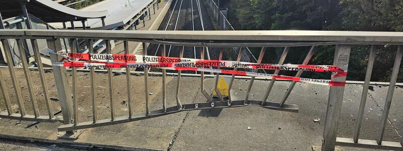 Nach einem Stellwerksbrand und einem Unfall bei Hannover kommt es auf der Strecke Hannover–Berlin weiter zu Verspätungen und Ausfällen. - Foto: --/dpa