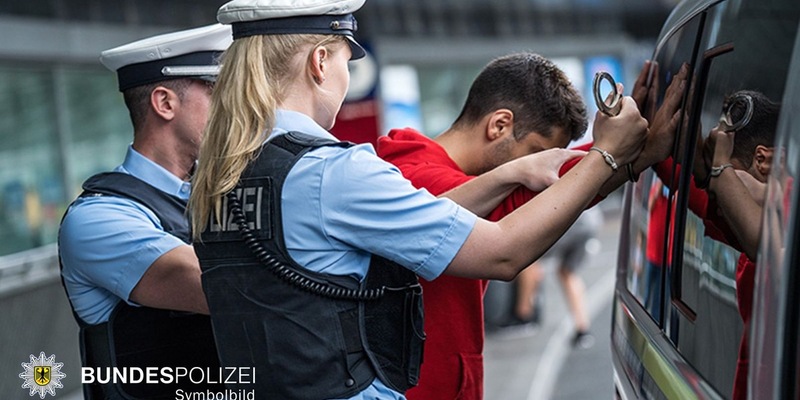 Bundespolizeidirektion München: Zweimal Widerstand am Sonntagmorgen - drei leicht verletzte Bundespolizisten - Foto: presseportal.de