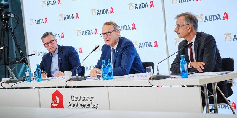 Deutscher Apothekertag - Umfragewerte aus der Apothekerschaft zeigen: Politisches Handeln ist dringend erforderlich! - Foto: presseportal.de
