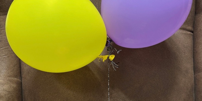 BPOL NRW: Ungewöhnliche Ballonpost erreichte die Hamburger Bundespolizei; aber was hat die Fünfte Jahreszeit damit zu tun? - Foto: presseportal.de