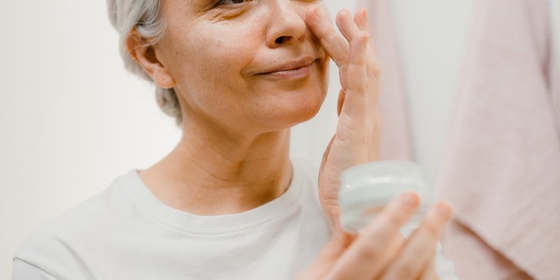 Anti-Aging: Tipps zur richtigen Hautpflege - Foto: presseportal.de