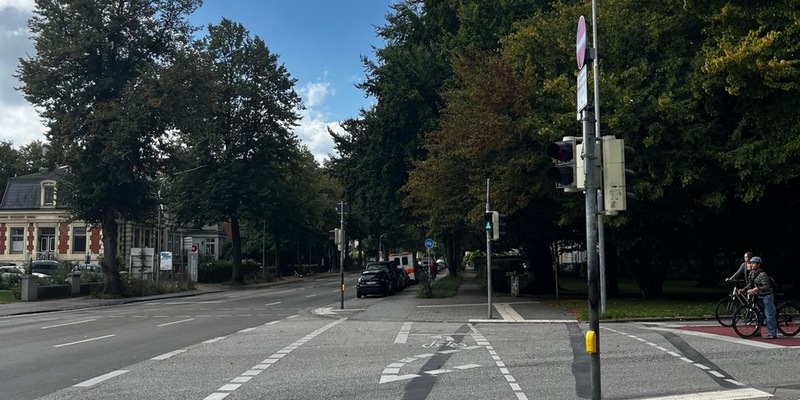 POL-HL: Lübeck/St. Jürgen Zusammenstoß zwischen Fußgängerin und Radfahrer - Polizei sucht Zeugen - Foto: presseportal.de