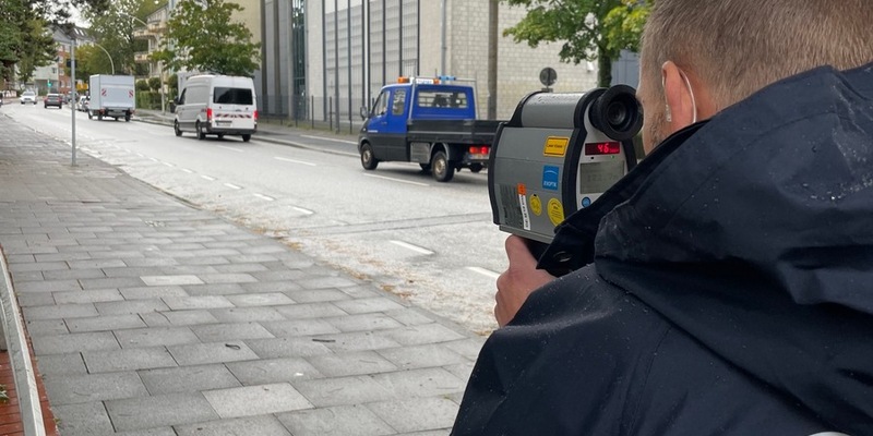 POL-KI: 250916.1 Kiel: Zu schnell vor der Schule - Polizei führt Geschwindigkeitskontrollen durch und stoppt Raser vor Schule - Foto: presseportal.de