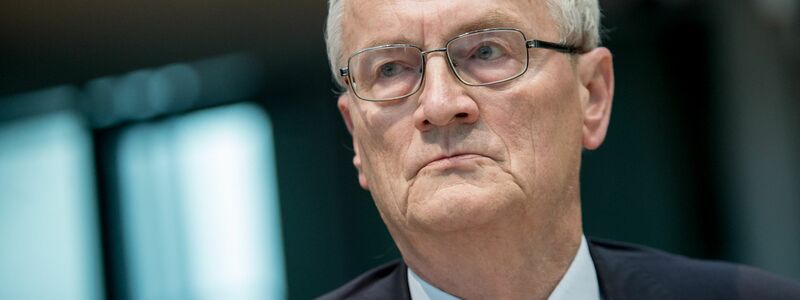 Die Staatsanwaltschaft ermittelt gegen den früheren BND-Chef Hanning wegen des Verdachts der Kindesentziehung. (Archivbild)  - Foto: Michael Kappeler/dpa