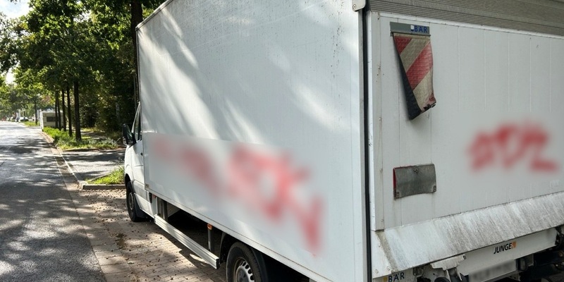 POL-PDKL: Schmierfinken beschädigen Transporter - Foto: presseportal.de