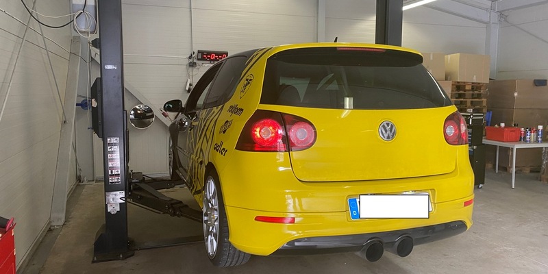 POL-PDTR: Kontrolle an Safety-Days - Verkehrsunsicheren VW Golf GTI aus dem Verkehr gezogen - Foto: presseportal.de