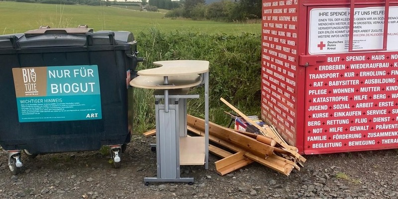 POL-PDWIL: Illegale Entsorgung von Abfall in Büdesheim - Foto: presseportal.de