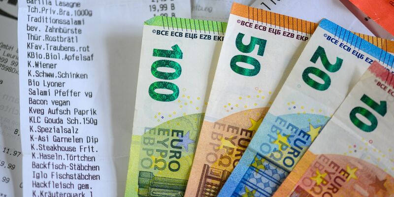 Die Organisierte Kriminalität hat 2024 deutlich mehr Geld gewaschen als im Vorjahr. (Symbolbild) - Foto: Hendrik Schmidt/dpa
