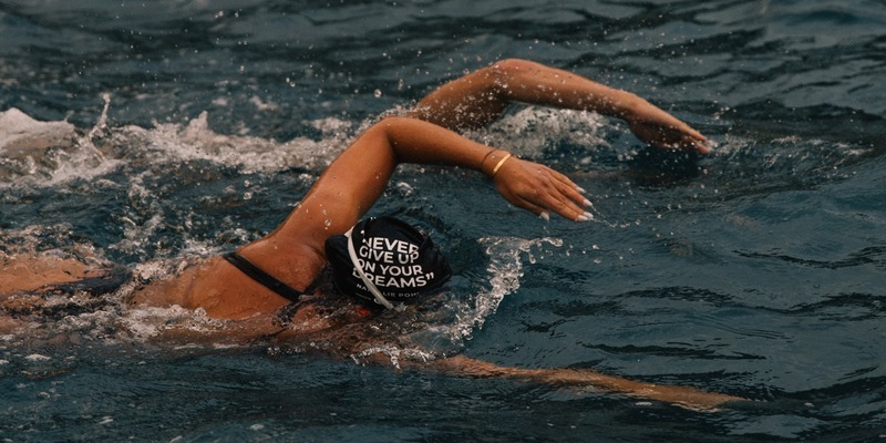 Gegen Ertrinken und für mehr Kinder, die schwimmen können / Extremschwimmer planen Weltrekord und sammeln dabei Spenden für den guten Zweck - Foto: presseportal.de