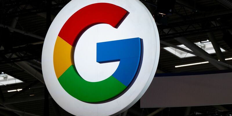 Gerade noch hat BMW steigende Absätze vermeldet, jetzt muss der Konzern seine Jahresprognose kappen.  - Foto: Sven Hoppe/dpa