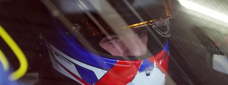 Am liebsten immer hinterm Steuer: Max Verstappen - Foto: Thomas Frey/dpa