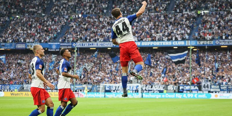 Zählte zu den auffälligsten Hamburgern: Fabio Vieira. - Foto: Christian Charisius/dpa