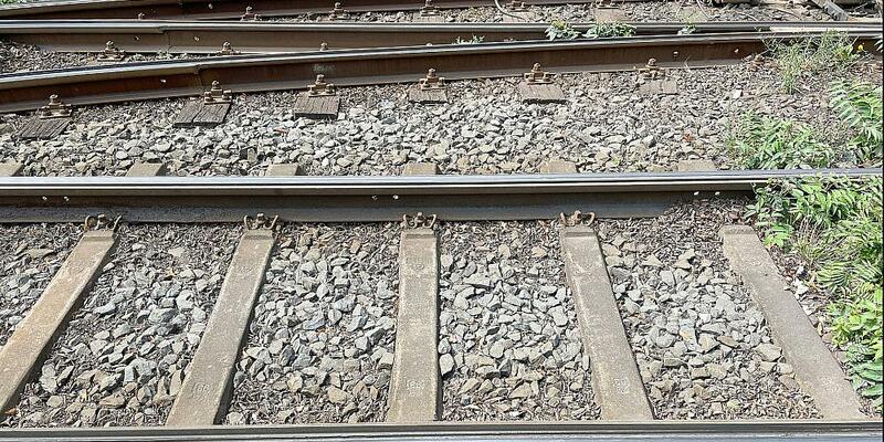 Schienen (Archiv) - Foto: über dts Nachrichtenagentur