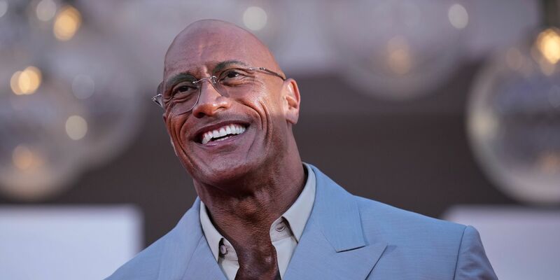 Hollywood-Star und Ex-Wrestler Dwayne «The Rock» Johnson hat über den schmerzhaftesten Moment seines Lebens gesprochen. (Archivbild) - Foto: Alessandra Tarantino/Invision/AP/dpa