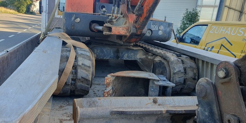 POL-MA: St. Leon-Rot/Rhein-Neckar-Kreis/BAB6: Überladen und mangelhafte Ladungssicherung: Polizei zieht LKW aus dem Verkehr - Foto: presseportal.de