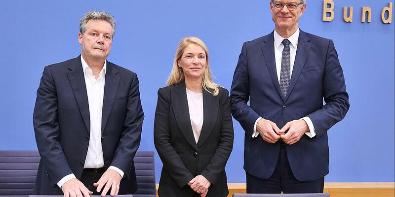 Dirk Rompf, Evelyn Palla und Patrick Schnieder am 22.09.2025 - Foto: über dts Nachrichtenagentur