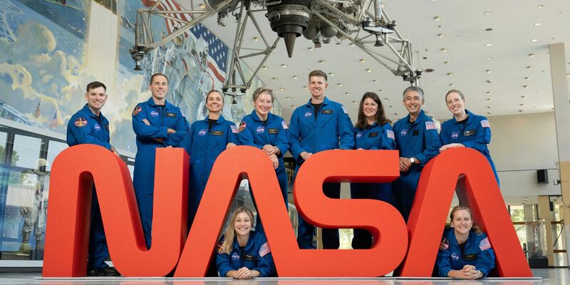 Die Nasa hat die Astronauten und Astronautinnen der «Class of 2025» vorgestellt.  - Foto: Uncredited/NASA/AP/dpa