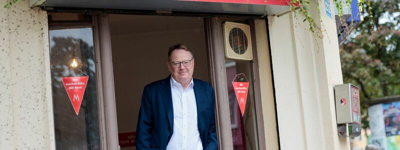 Torsten Burmester will für die SPD Kölner Oberbürgermeister werden. - Foto: Thomas Banneyer/dpa