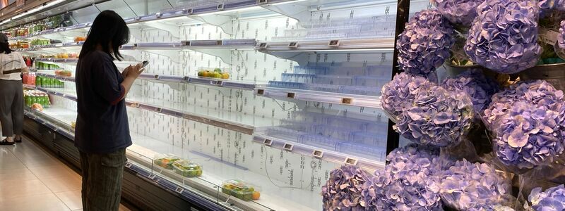 In China war die Angst vor den Folgen von «Ragasa» groß. - Foto: Olivia Zhang/AP/dpa