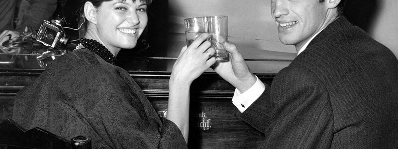 Claudia Cardinale arbeitete auch mit Schauspieler Jean-Paul Belmondo zusammen. (Archivbild von 1960) - Foto: Mario Torrisi/AP/dpa