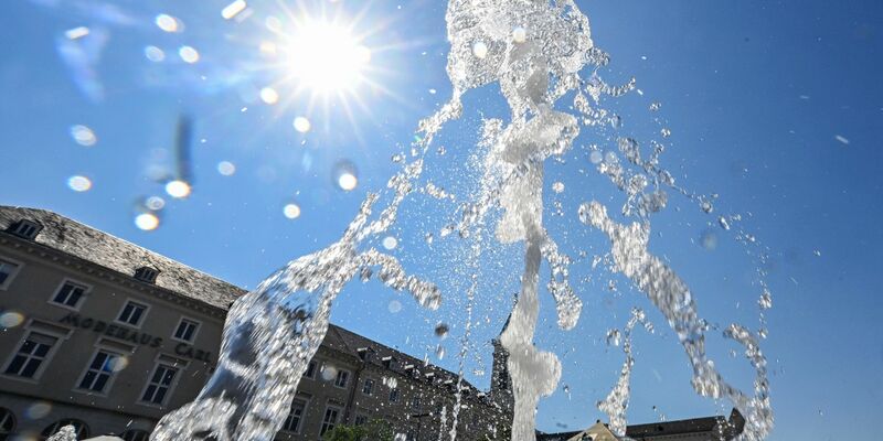 Der Deutsche Wetterdienst rechnet mit mehr Hitzewellen in Deutschland. (Archivfoto) - Foto: Uli Deck/dpa