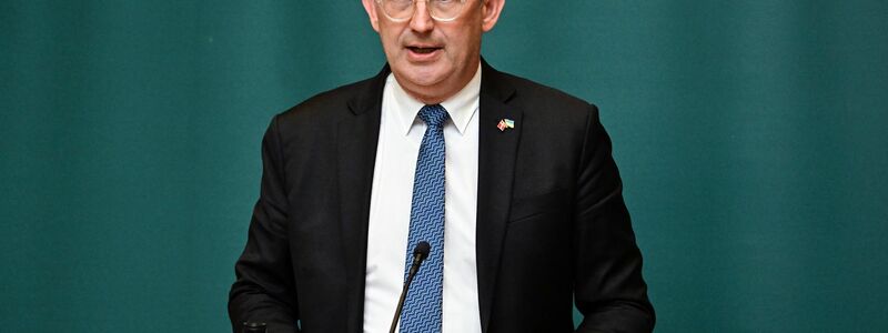 Dänemarks Verteidigungsminister Troels Lund Poulsen äußerte sich auf einer Pressekonferenz mit Justizminister Peter Hummelgaard. (Archivbild) - Foto: Tobias Schwarz/AFP POOL/dpa