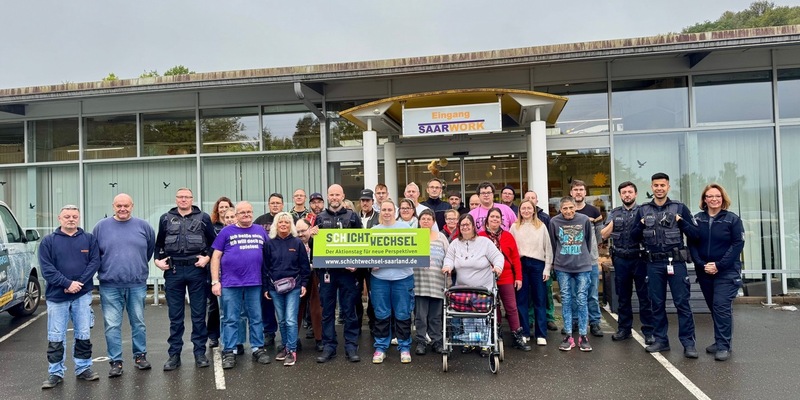 HZA-SB: ZOLL packt mit an - Beim Schichtwechsel werden Perspektiven getauscht; Gemeinsam lernen wie wertvoll Teilhabe und Vielfalt im Arbeitsleben sind - Foto: presseportal.de