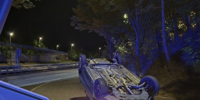 POL-KI: 250925.1 Kiel: Auto überschlägt sich nach Trunkenheitsfahrt - Foto: presseportal.de