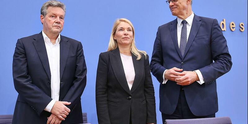 Dirk Rompf, Evelyn Palla und Patrick Schnieder am 22.09.2025 - Foto: über dts Nachrichtenagentur