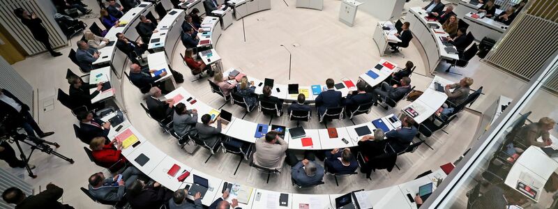 Wenn am Sonntag der Landtag neu gewählt werden würde, wäre die SPD nicht mehr stärkste Kraft im Land. (Archivbild) - Foto: Bernd Wüstneck/dpa