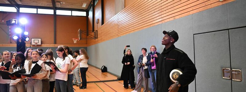 Nach dem deutschen Basketball-Kapitän Dennis Schröder ist nun eine Halle in Braunschweig benannt. - Foto: Shireen Broszies/dpa
