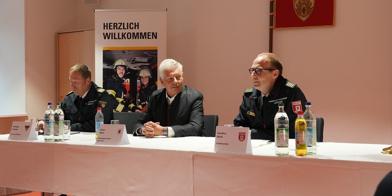 FW-M: Millionen für Infrastruktur der Freiwilligen Feuerwehr geplant: Stadt stärkt Zivil- und Bevölkerungsschutz - Foto: presseportal.de