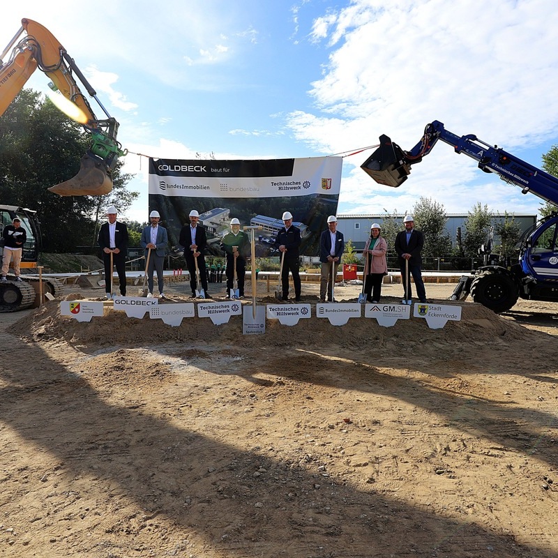 THW HH MV SH: Spatenstich für THW-Neubau in Eckernförde - Foto: presseportal.de