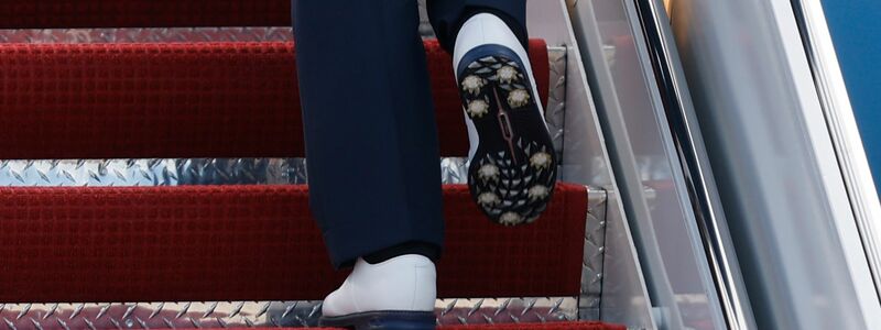 Der US-Präsident trug Golf-Schuhe bei seinem Besuch beim Ryder Cup. - Foto: Luis M. Alvarez/FR596 AP/AP/dpa