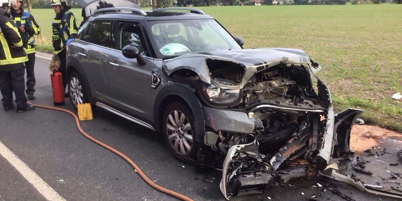 FW-BO: Schwerer Verkehrsunfall auf dem Wattenscheider Hellweg - Foto: presseportal.de