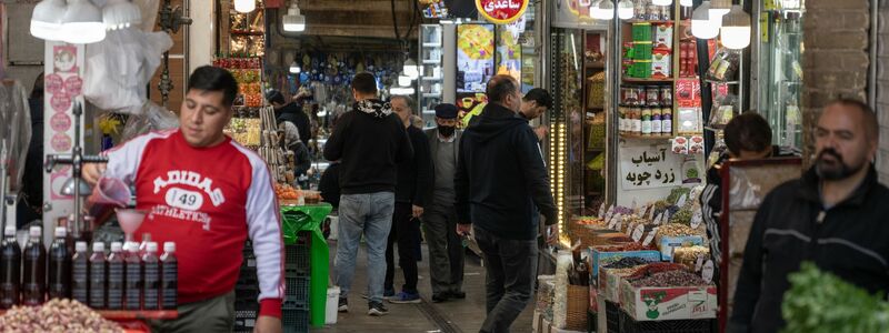 Am Sonntag greifen wieder frühere UN-Sanktionen gegen den Iran. (Archivbild) - Foto: Arne Immanuel Bänsch/dpa