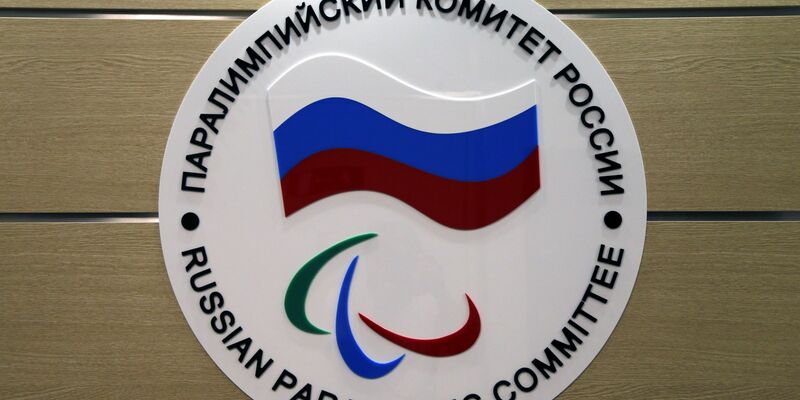 Russlands Behindertensportler dürfen bei den Paralympics in Mailand wohl unter eigener Flagge starten. - Foto: Maxim Shipenkov/dpa