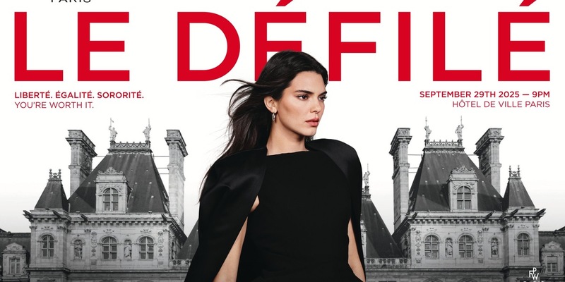 Als offizieller Partner der Paris Fashion Week lädt L'Oréal Paris zur Laufstegshow am Pariser Hôtel de Ville ein - und feiert die Stärke aller Frauen - Foto: presseportal.de