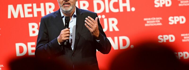 Der Dortmunder Oberbürgermeister Thomas Westphal hat die Stichwahl gegen den CDU-Herausforderer verloren. (Archivbild) - Foto: Fabian Strauch/dpa