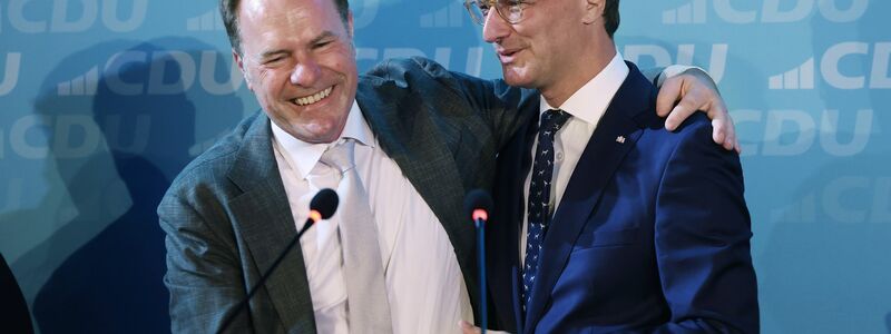 In der NRW-Landeshauptstadt geht Amtsinhaber Stephan Keller (CDU) in eine zweite Amtszeit. - Foto: David Young/dpa