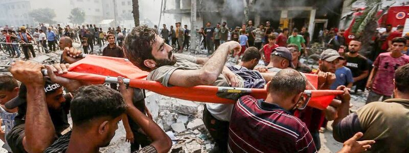 Bei israelischen Angriffen im Gazastreifen kommen immer wieder Menschen zu Schaden.  - Foto: Hasan Alzaanin/TASS via ZUMA Press/dpa